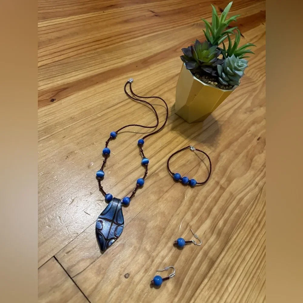 Blue Maroon Beaded Artisan Glass Pendant Necklace 15” with Bracelet/Earrings